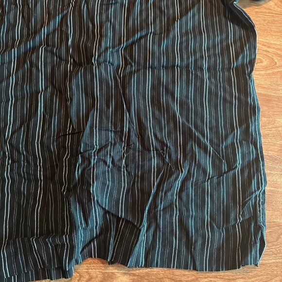 Axcess Black Pin Striped Button Down Shirt NWT Size L - Picture 13 of 14